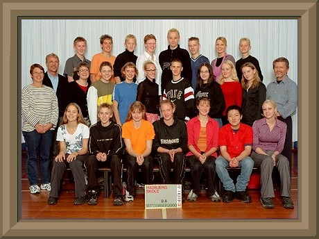 9a-2000.jpg (61606 bytes)