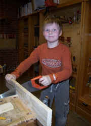 sne-12.jpg (99008 byte)